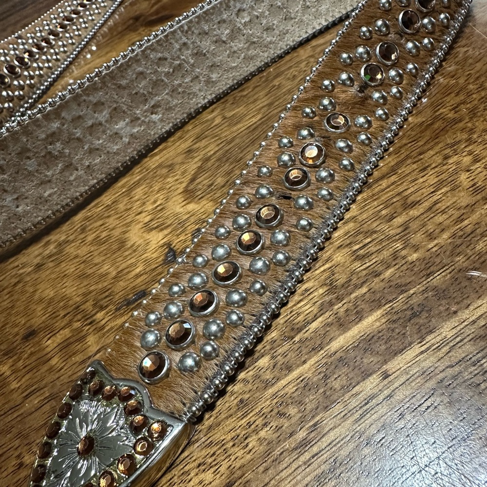 B.B. Simon Brown and Silver Studded Belt Vintage Leather - Picture 14 of 16
